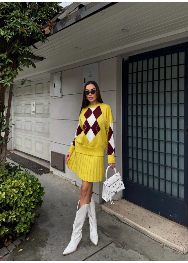 DESENLİ KAZAK VE PİLE DETAYLI ETEK TAKIM - SARI